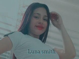 Luna_smith
